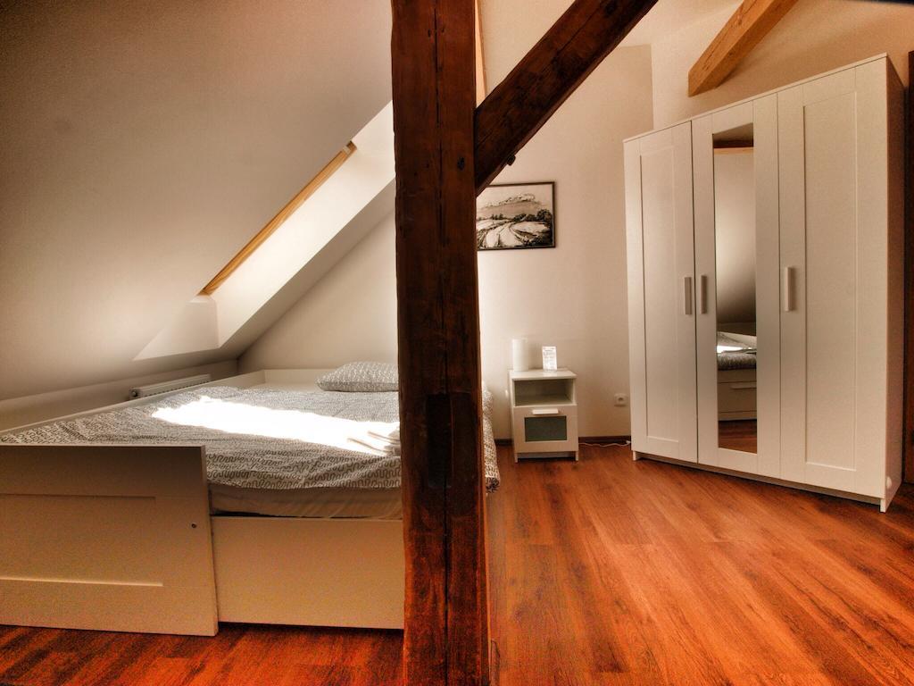 Hotel Pod Koksinem Spálené Poříčí Rum bild